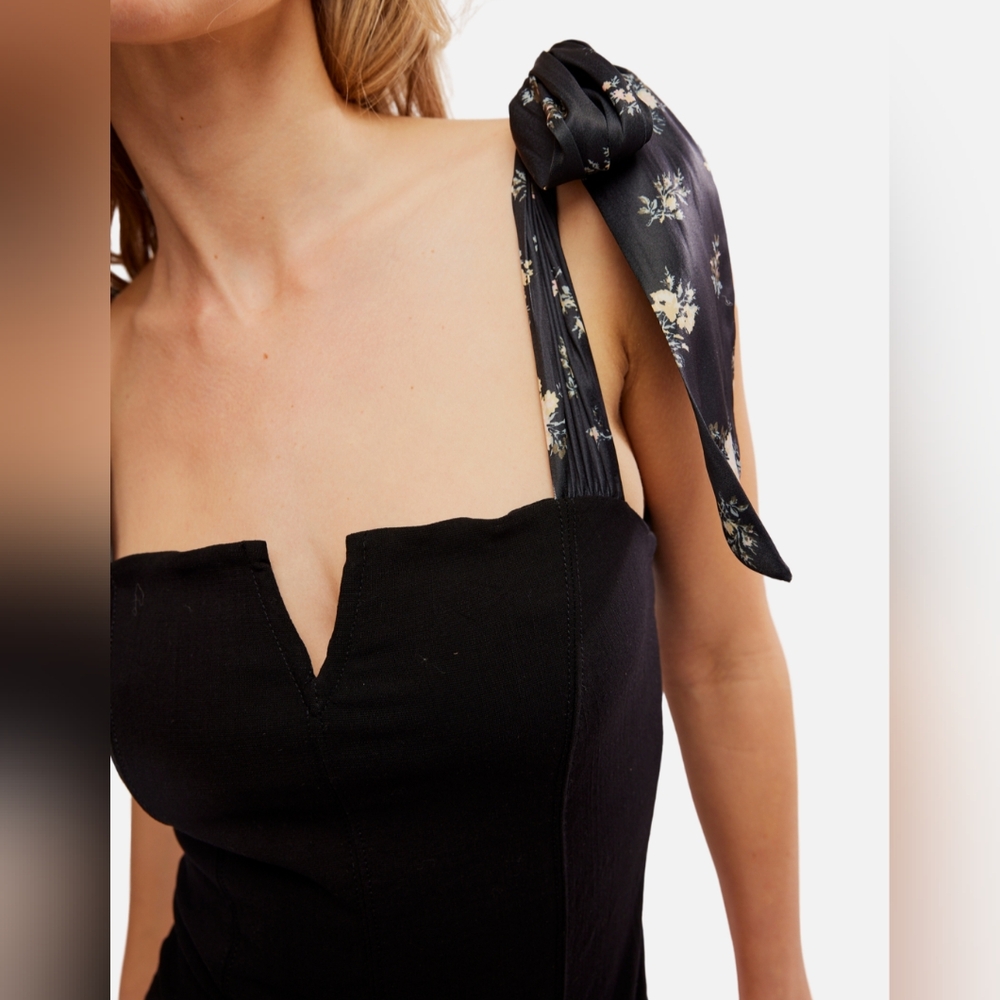 FREE PEOPLE PRINTED LOLA BODYSUIT SIZE M - Picture 3 of 7